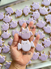 Load image into Gallery viewer, Chubby Bat Cutter 03