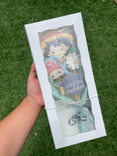 Load image into Gallery viewer, Daisy + leaf cutters for bouquet