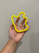 Load image into Gallery viewer, Ghost hold wand and witch hat cutter-24