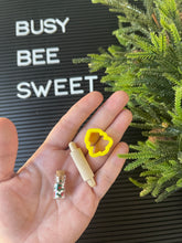 Load image into Gallery viewer, Elf Cookies Prop Set- MAILOUT