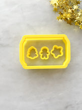 Load image into Gallery viewer, Elf-sized Baking tray and cutters