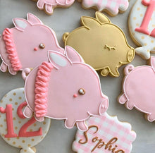 Load image into Gallery viewer, Piggie Cutter
