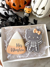 Load image into Gallery viewer, Personalized Gift Box- set of 2
