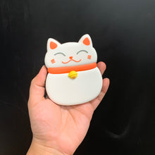 Load image into Gallery viewer, Lucky Cat Cutter
